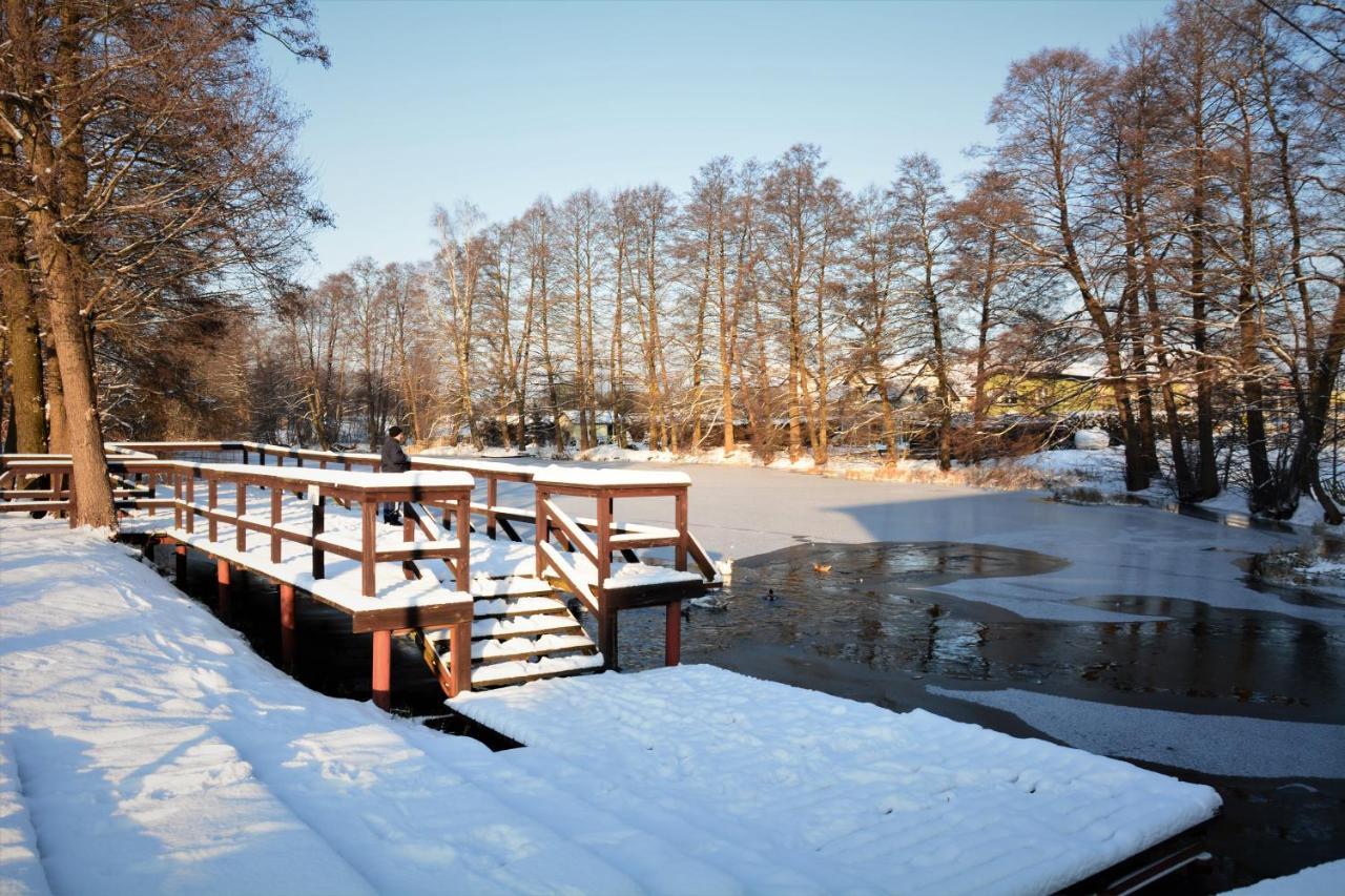 Baza Lipusz Villa Exteriör bild