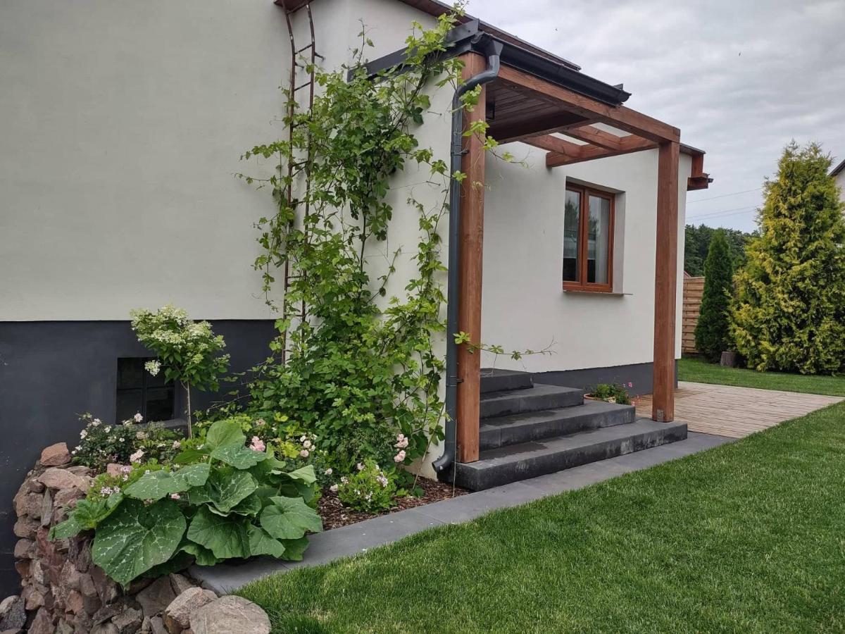 Baza Lipusz Villa Exteriör bild